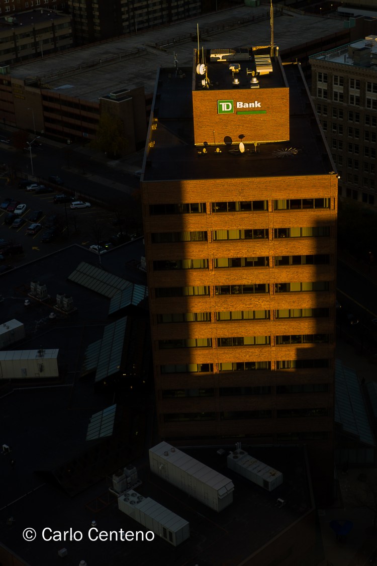 14-spfld-henge-1004384